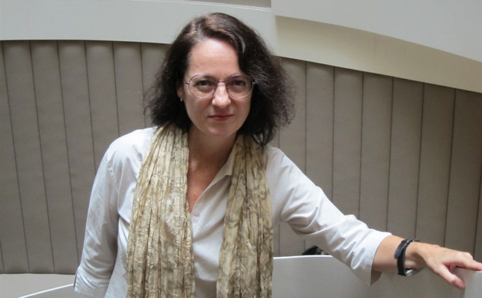 Marta Sanz Presenta Su Libro Ramos Mujeres Jvenes En La Biblioteca