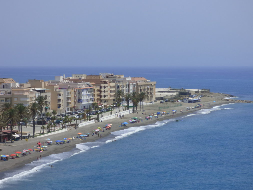 Playa de La Rábita, localidad costera de Granada, comunidad autónoma de Andalucía (España)