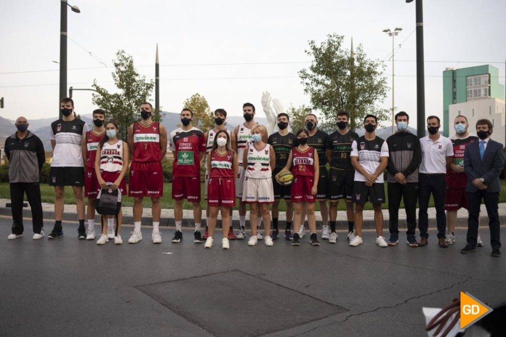 Presentacion de la nueva camiseta del Fundación CB Granada