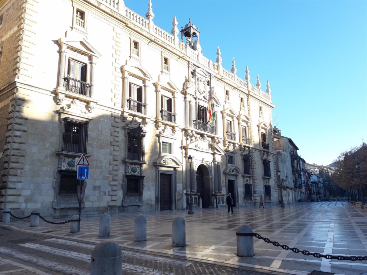 Granada.- Tribunales.- El promotor de la aerolínea Hispania Airways acepta dos años de prisión por estafa