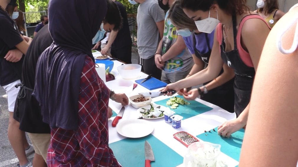 La Universidad de Granada enseña a sus estudiantes a cocinar de manera saludable