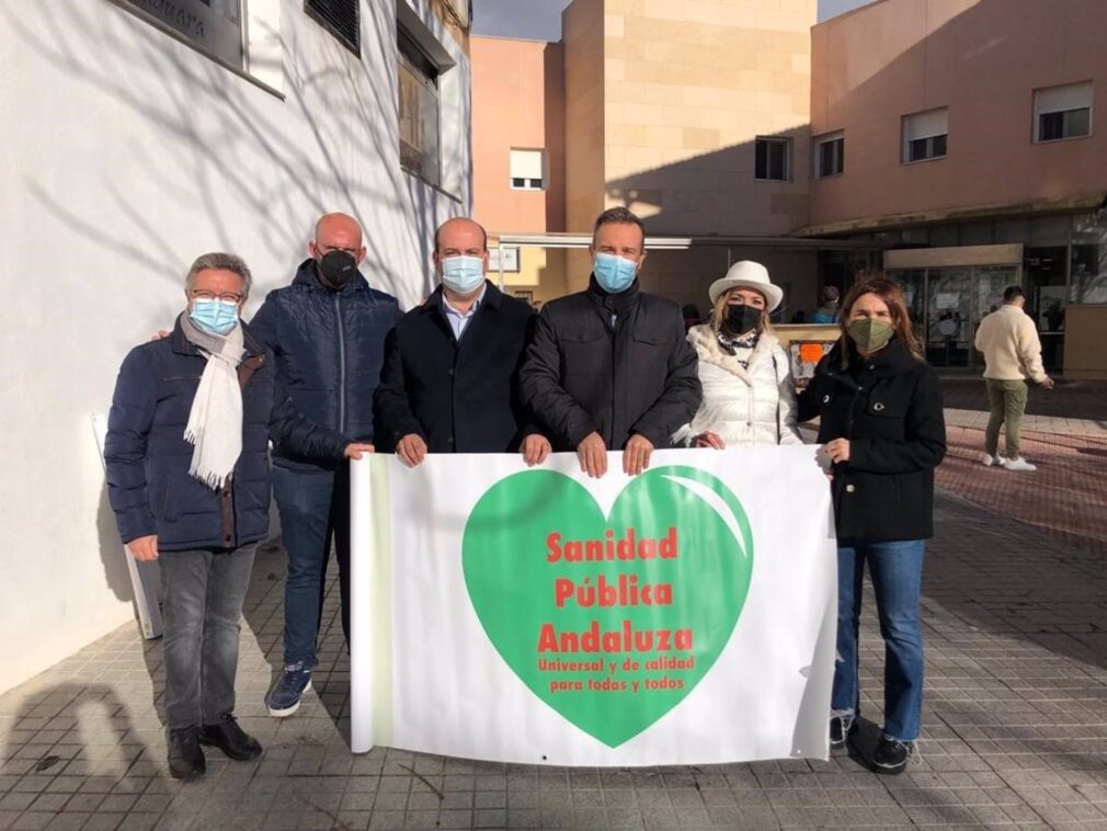 Granada.- PSOE exige a la Junta "más personal y recursos" para la Atención Primaria y el hospital de Baza