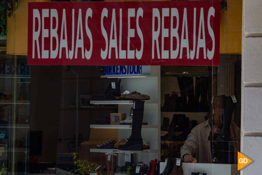 FOTOS Rebajas en los comercios de Granada (1)