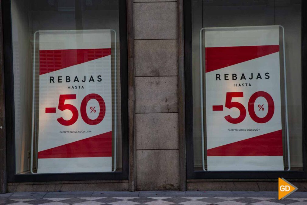 FOTOS Rebajas en los comercios de Granada (4)