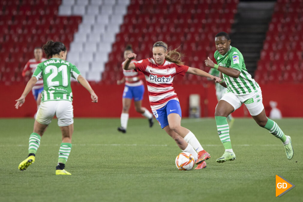 Partido de la Copa de la Reina entre el Granada CF Femenino y el Real Betis Femenino