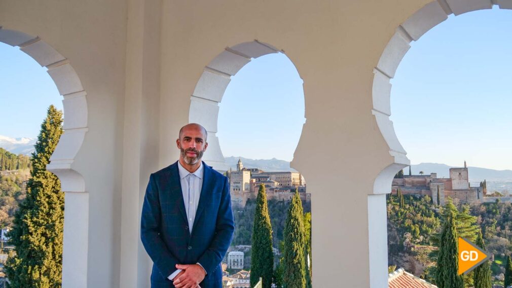 Imam mezquita Granada