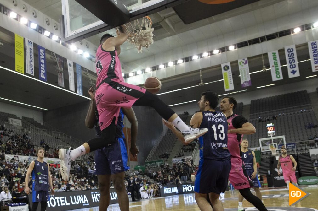 Foto Antonio L Juarez - Fundacion CB Granada Oviedo Baloncesto-25