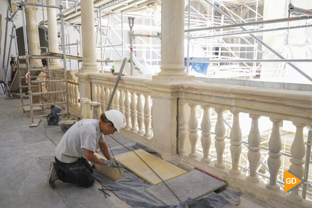 Visita de las obras de restauración en el Hospital Real dentro del Plan Alhambra Foto Mario Puertollano 13