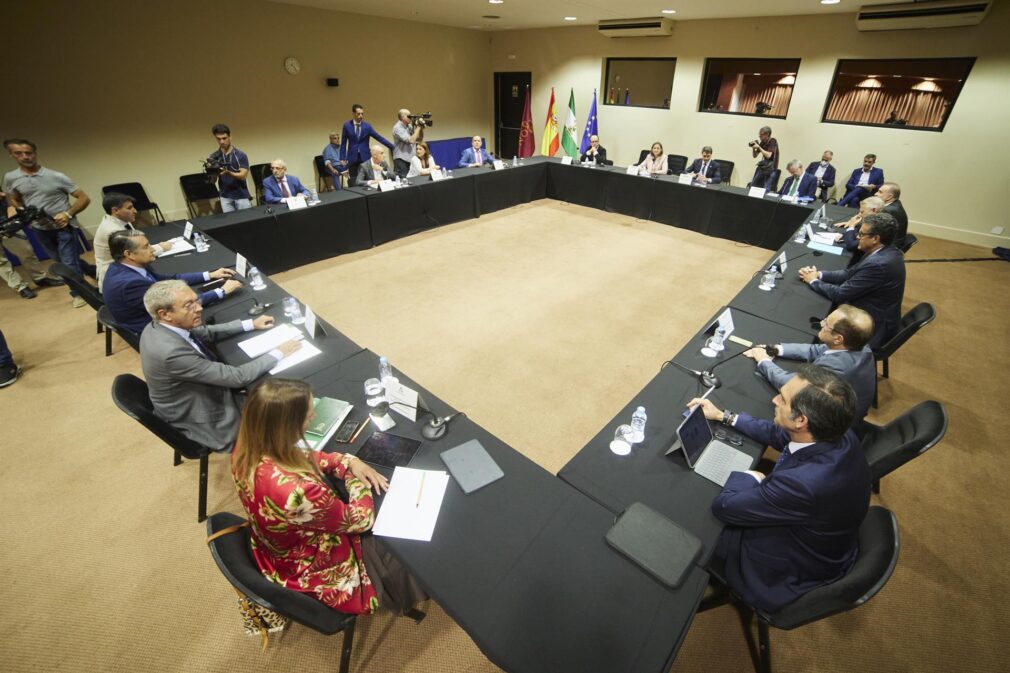 abengoa gobierno junta reunión