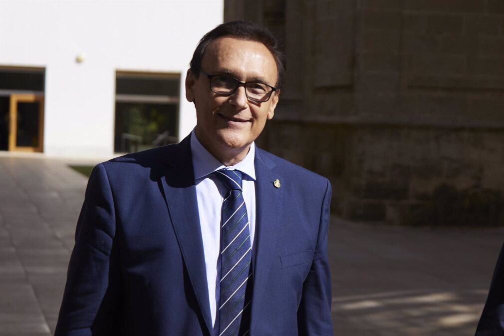 Granada.- Villamandos vuelve a instar al Gobierno a "iniciar de cero" la elección de la Aesia y a apostar por Granada