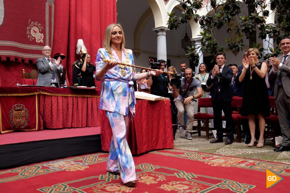 FOTOS Marifrán Carazo se ha convertido este 17 de junio en la primera mujer alcaldesa de Granada (1)