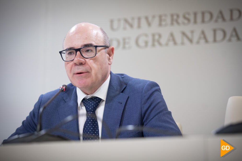 Rueda de prensa del Pedro Mercado nuevo rector de la Universidad de Granada