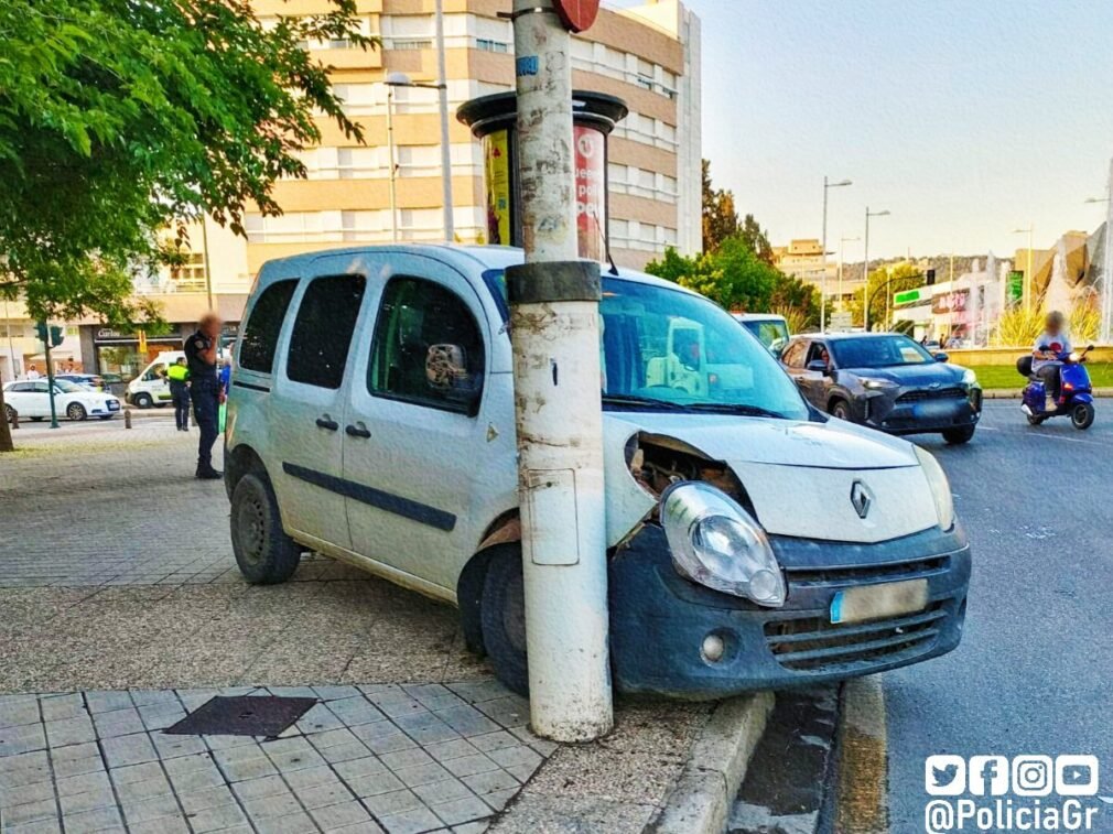 Persecución Policía Local de Granada Avenida Fernando de los Ríos