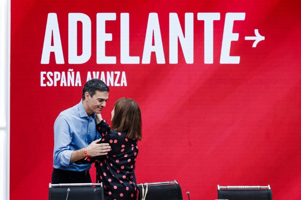 Cristina Narbona y Pedro Sánchez - Foto EP