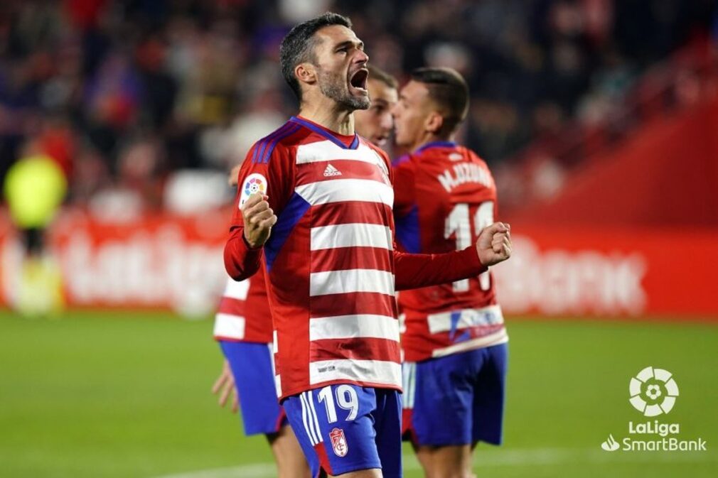 foto-de-jorge-molina-despues-de-celebrar-el-tercer-tanto-del-partido-entre-el-granada-y-el-alaves--correspondiente-a-la-jornada-18-de-segunda-division-de-la-temporada-2022-23--laliga