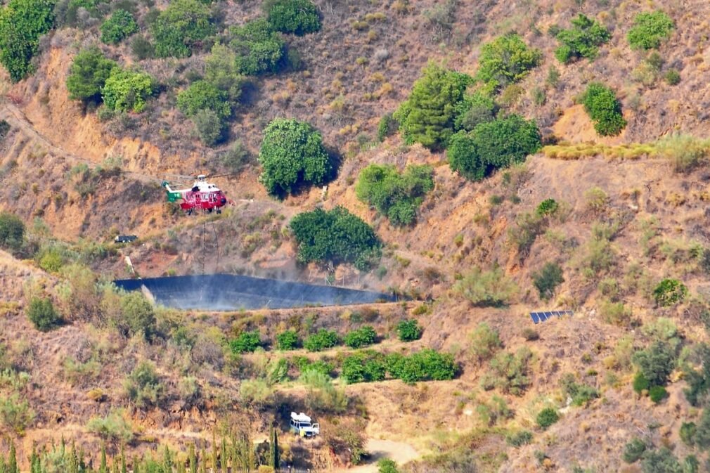 incendio forestal en almuñécar - foto infoca