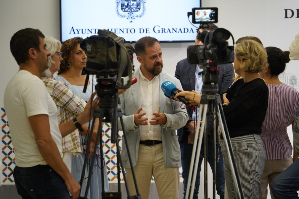 El EDIL JUANJO IBÁÑEZ HOY EN EL AYUNTAMIENTO