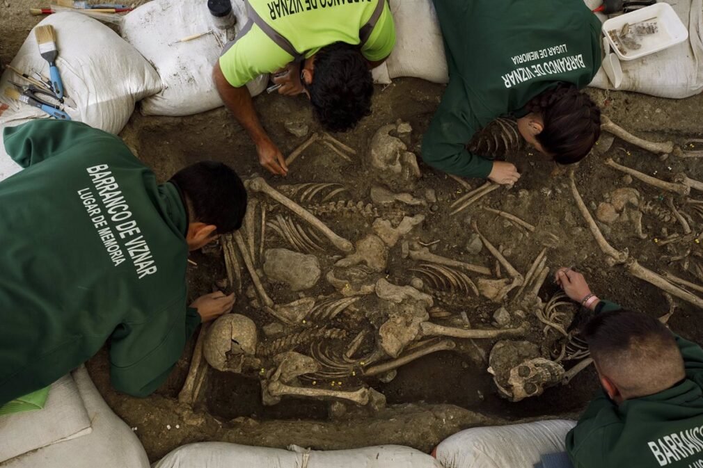 Granada.- Memoria.- Las exhumaciones en el barranco de Víznar permiten recuperar 93 víctimas del franquismo