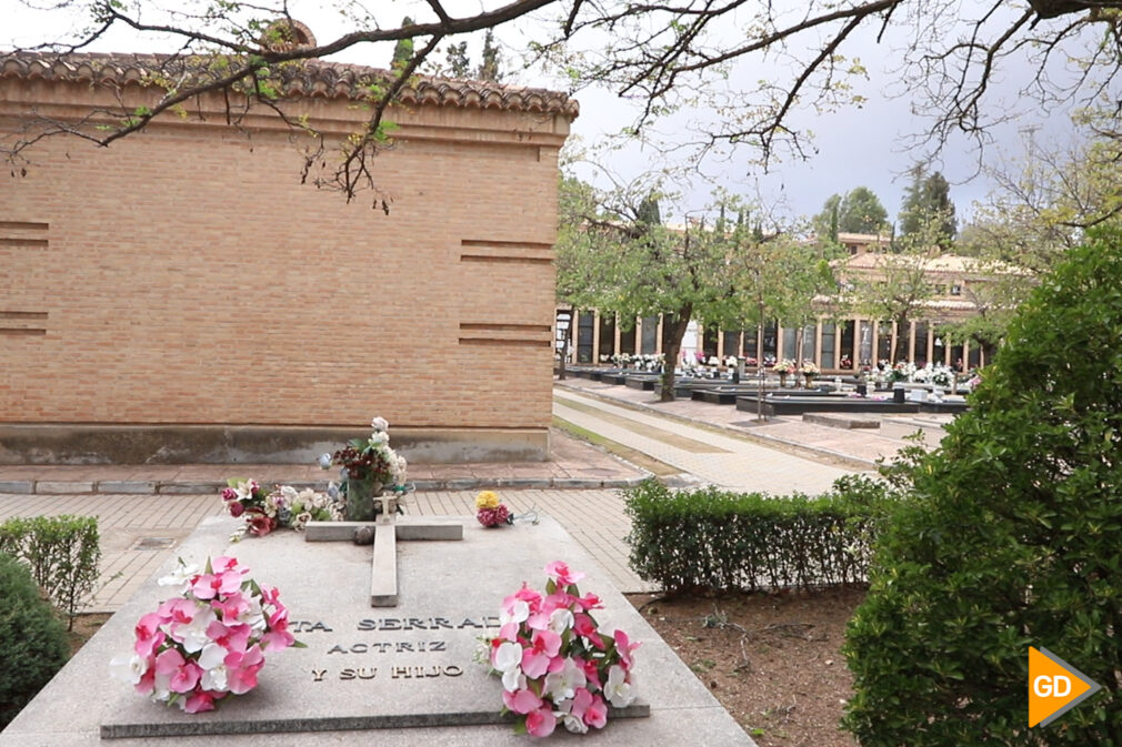 Un paseo por las historias de los ilustres de Granada que yacen en el Cementerio de San José- -celiaperez-21