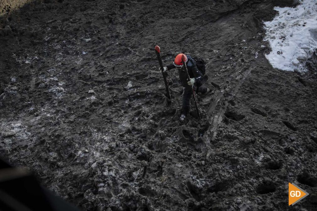 Barro en la pista del Río de Sierra Nevada en Granada