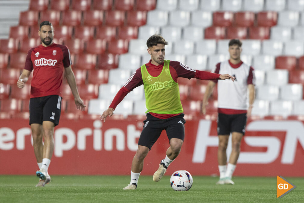 Foto Antonio L Juarez - Entrenamiento de Jose Ramon Sandoval como nuevo entrenador del Granada CF-22