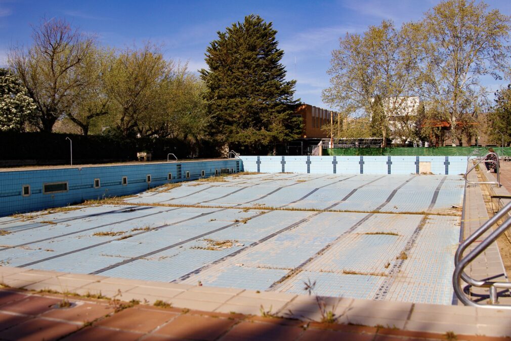 Piscina Fuentenueva-granada