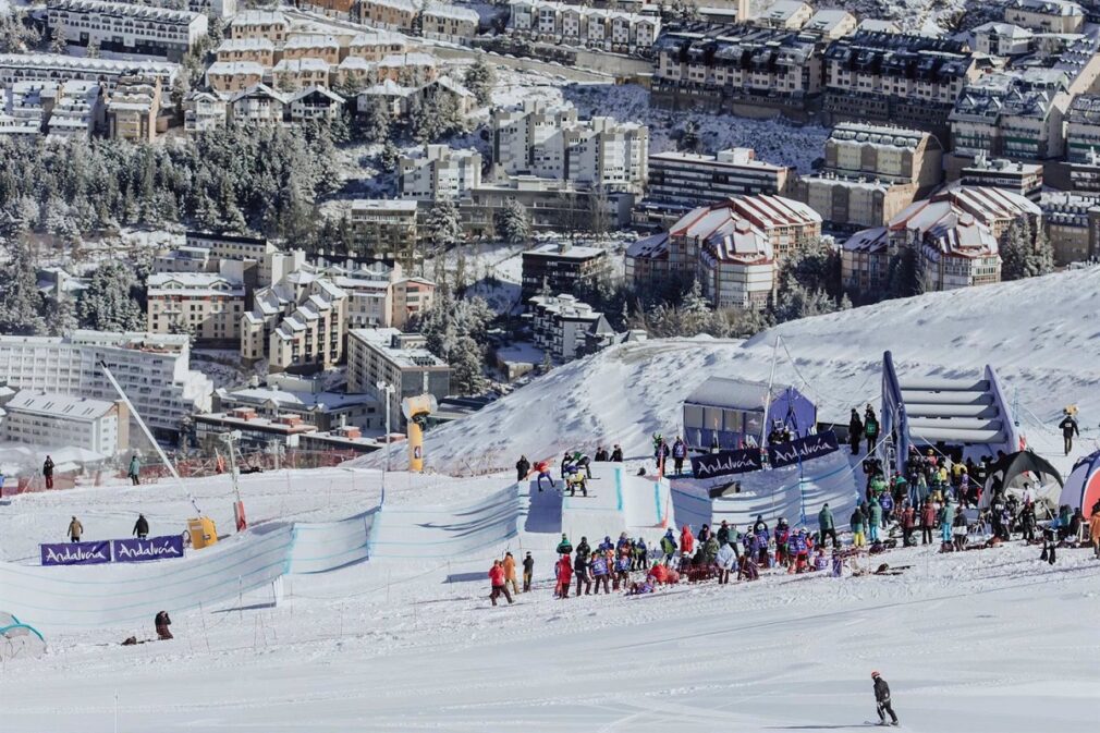 Granada.- La Federación Internacional de Esquí elogia a los organizadores de la Copa del Mundo SBX de Sierra Nevada