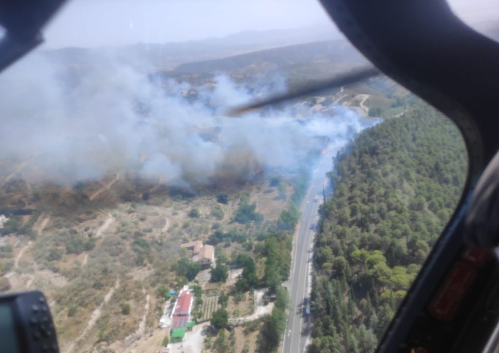 Imagen aérea del incendio forestal declarado en Víznar