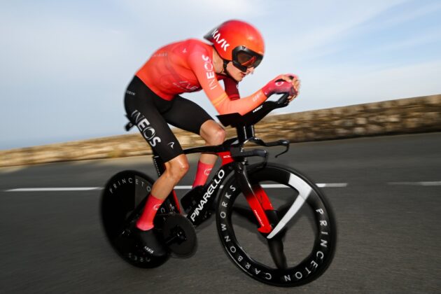 Carlos Rodríguez, durante la contrarreloj que cerró el Tour de Francia | Foto: X / @INEOSGrenadiers