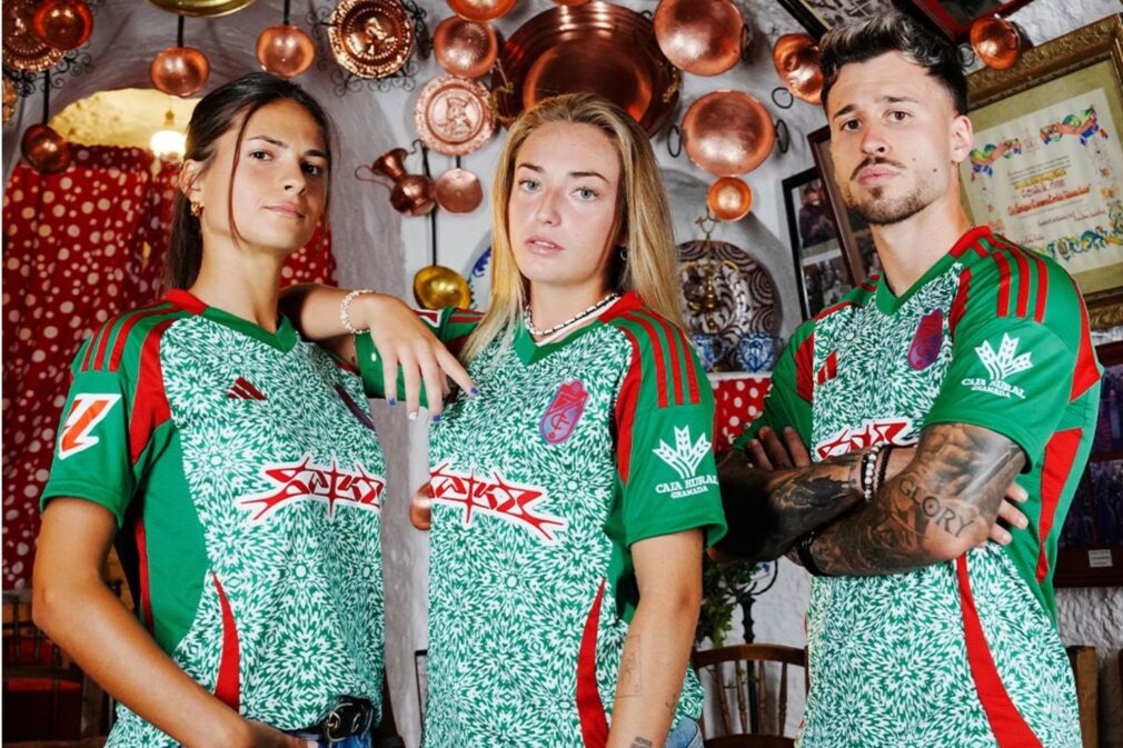 tercera-equipacion-camiseta-granada-cf-temporada-2025-2025