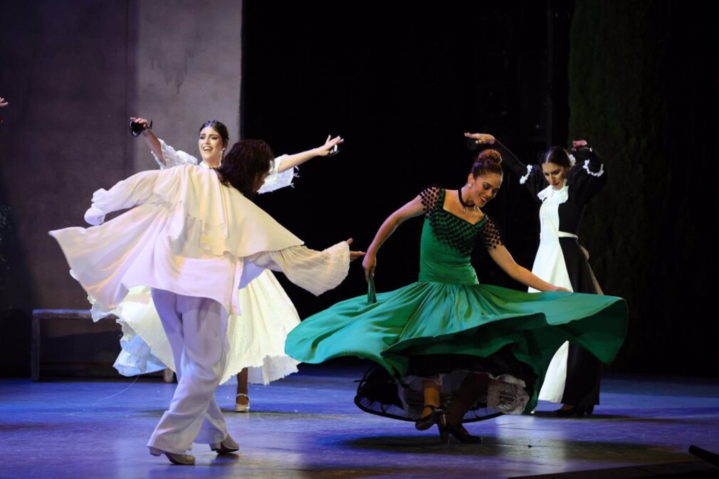 Granada.- Del Pozo destaca la "maestría" del Ballet Flamenco de Andalucía en el estreno de 'Pineda'