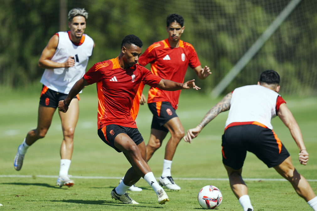 loïc-williams-entrenamiento-granada-cf