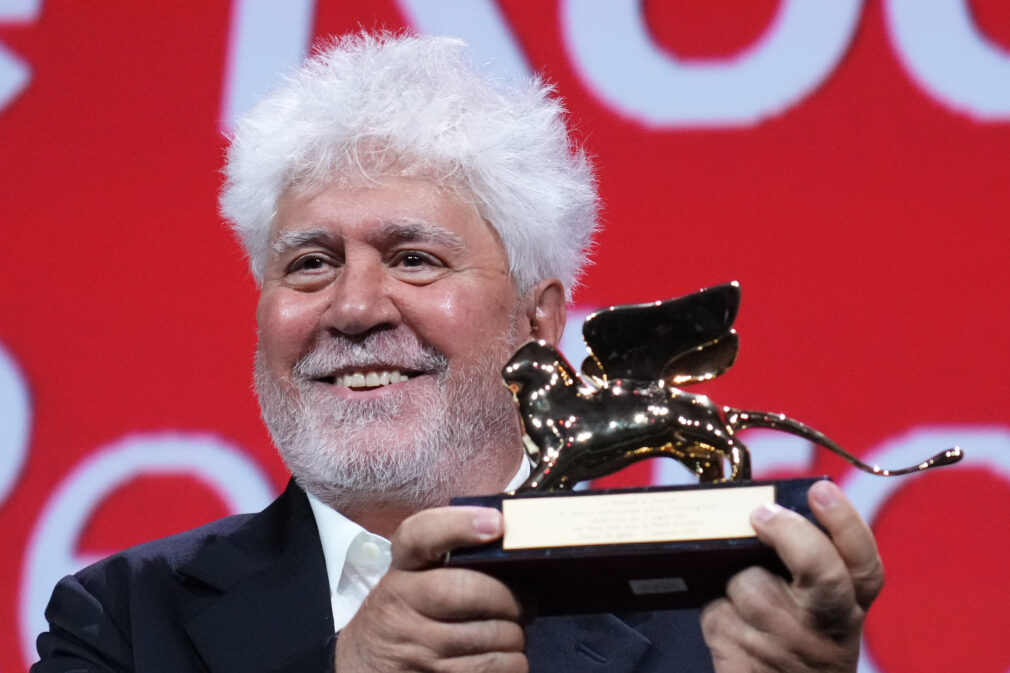 EuropaPress_6197429_07_september_2024_italy_venice_spanish_director_pedro_almodovar_receives