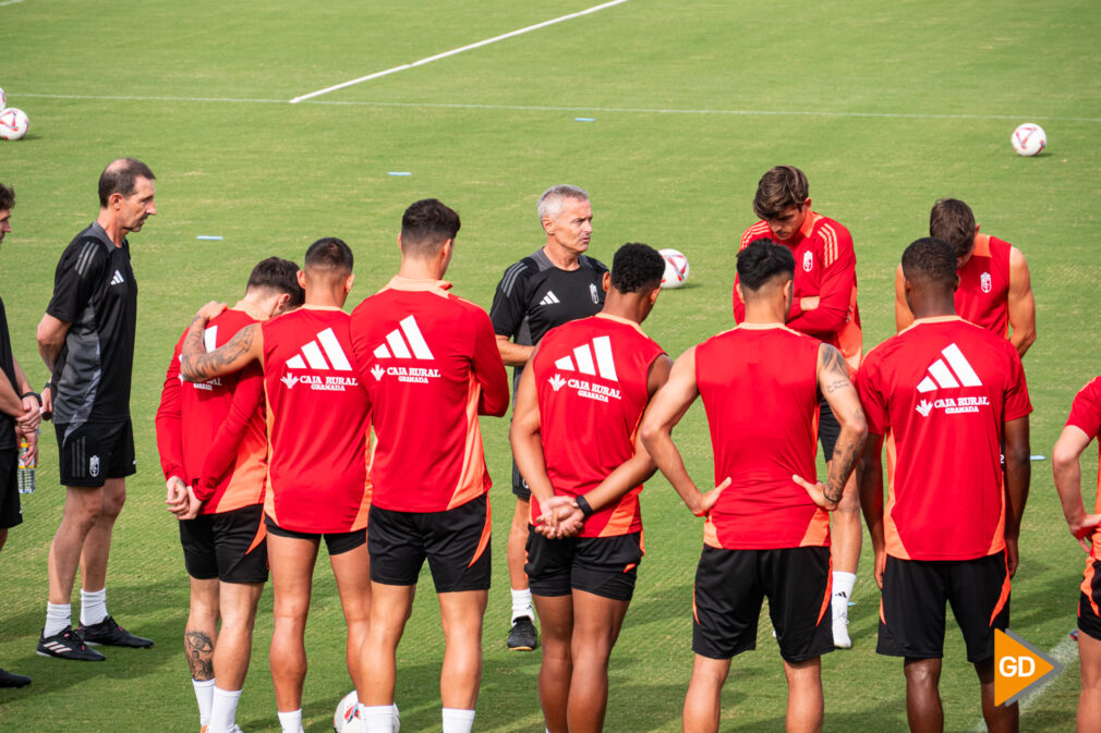 Fran Escriba Granada Club De Futbol Entrenamiento - Foto Marcos Gomez-1