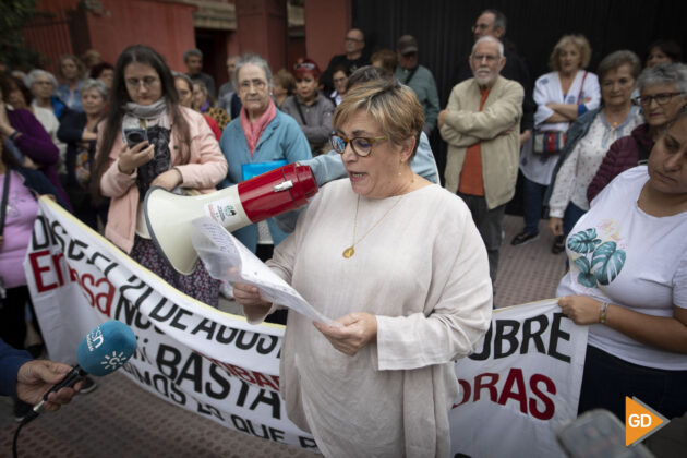 Lectura del manifiesto de la concentración | Foto: Antonio L. Juárez