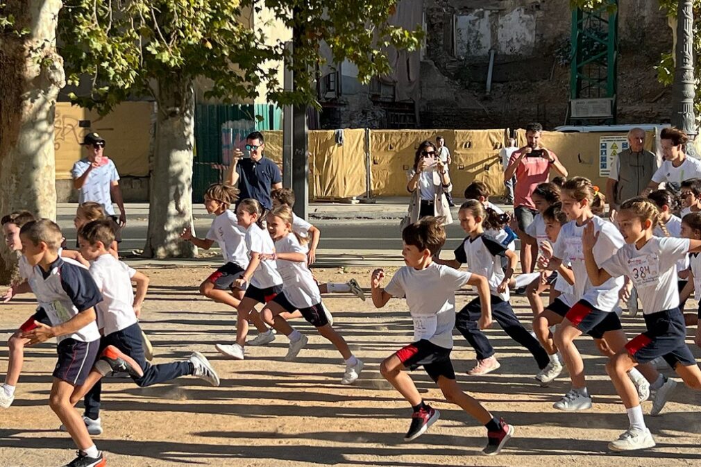 alumnos del Sagrado Corazón participan en un circuito deportivo solidario