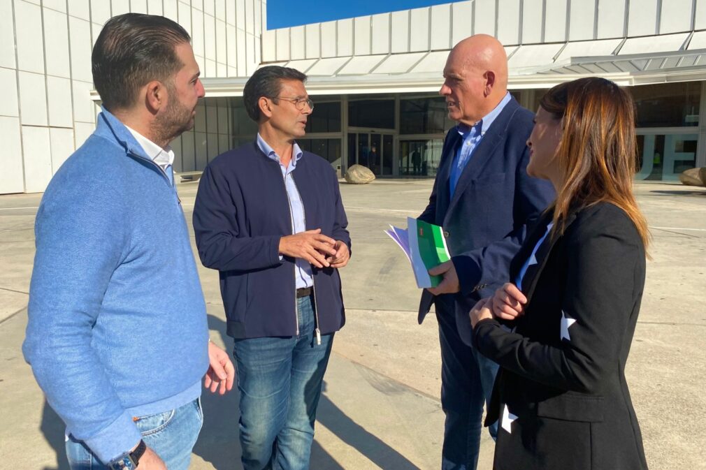 Gerardo Sánchez (d) y Paco Cuenca junto a Noel López y Olga Manzano 20241112