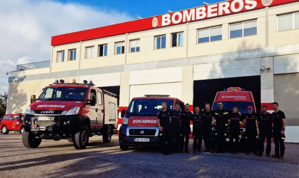 Granada.-Temporal.- Un nuevo equipo de diez bomberos viaja a Valencia para colaborar con la búsqueda de desaparecidos