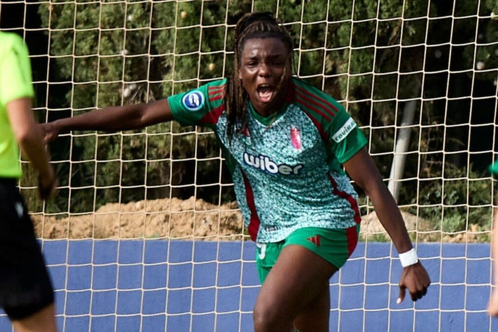 edna-celebra-gol-levante-granada-cf-femenino