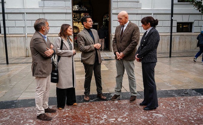 FOTO. Gerardo Sánchez y Paco Cuenca junto a otros representantes socialistas 20241213