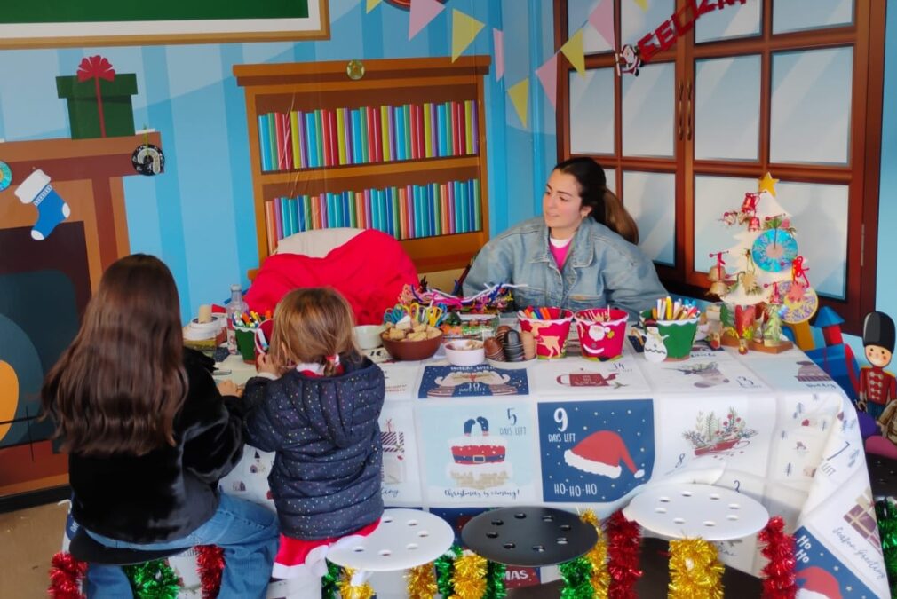 talleres reciclaje familia Navidad