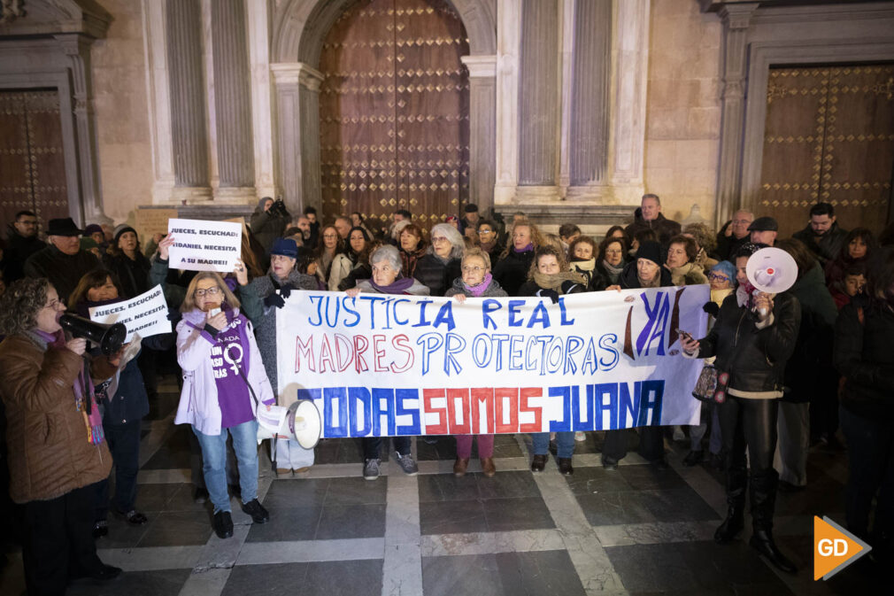 Protesta en favor de Juana Rivas en Granada