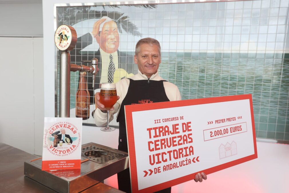 Alfonso Morón, de Alameda Restaurante en Granada, ganador del III Concurso de Tiraje de Cervezas Victoria de Andalucía