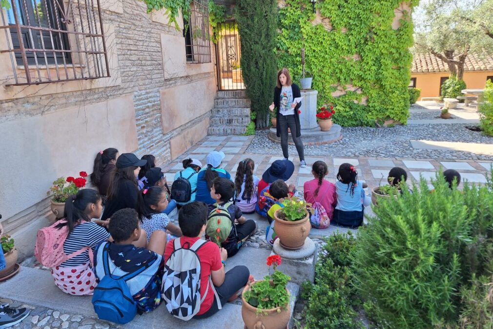 acuerdo-granada-cf-fundacion-ayuntamiento-menores-situacion-vulnerable