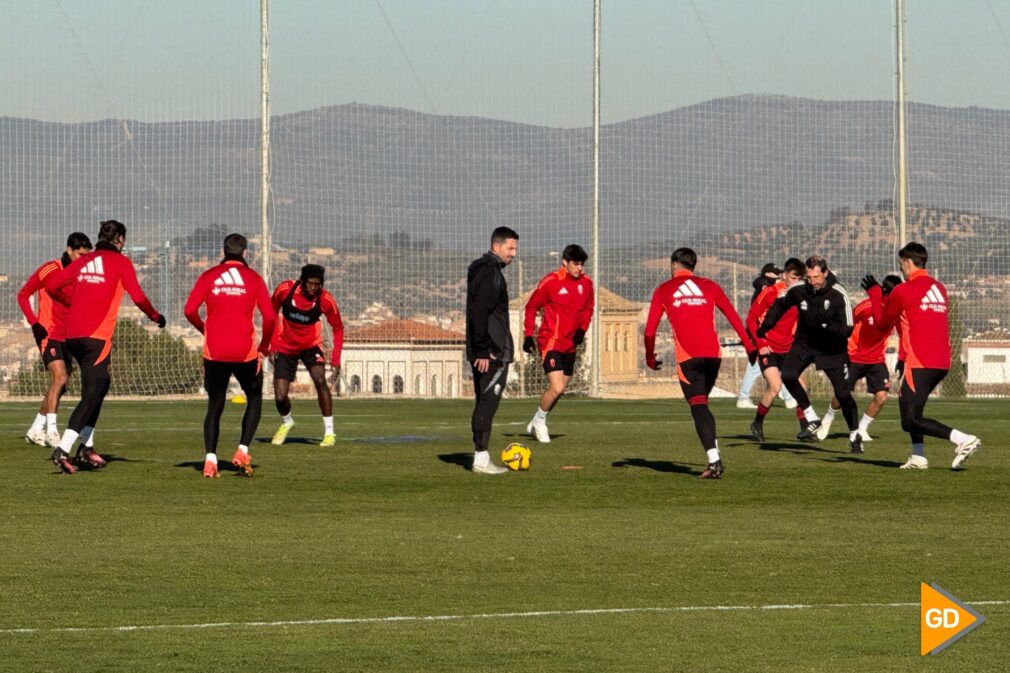 entrenamiento-granada-cf-sin-uzuni-chemaruiz