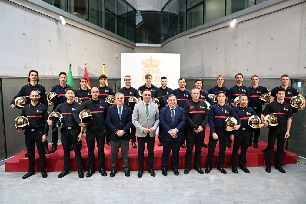 foto-familia-bomberos-diputacion-granada