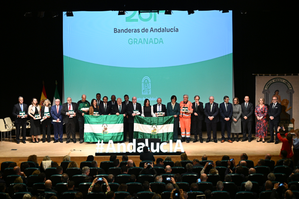 Banderas de Andalucía Granada