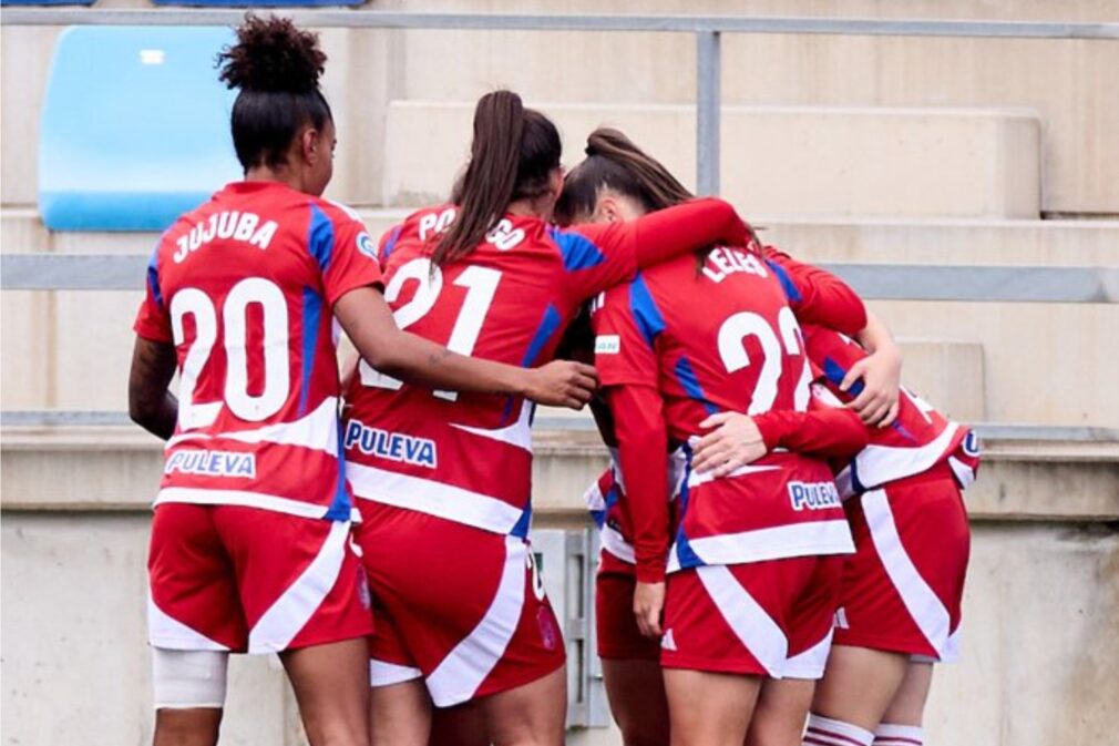 granada-cf-femenino-celebra-gol-alexia-fernandez