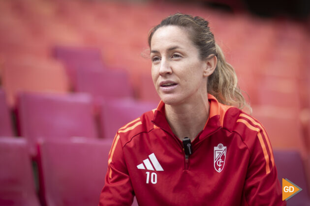 La capitana del Granada, Lauri, analiza el encuentro de ida de la Copa de la Reina frente al Atlético | Foto: Antonio L. Juárez