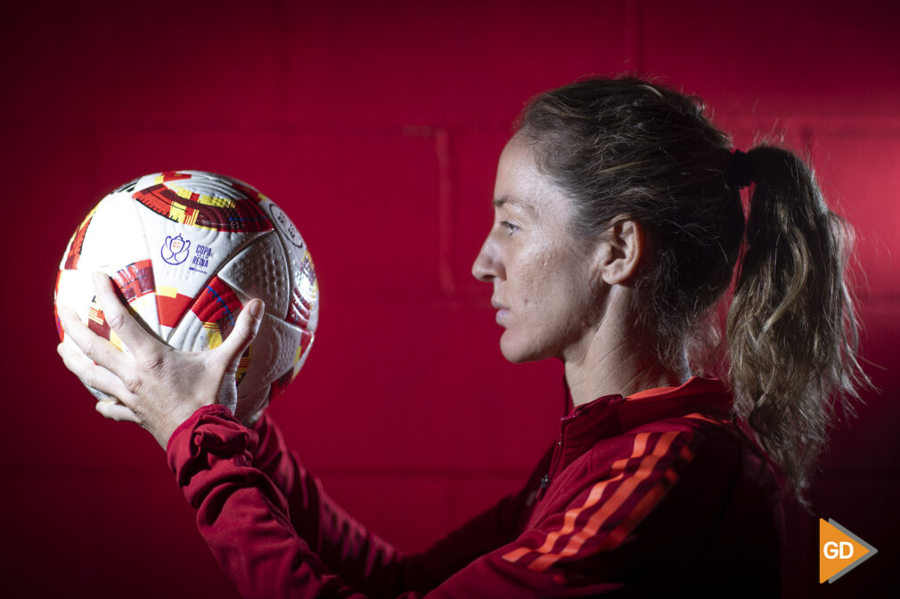 Lauri jugadora del Granada CF Femenino previo a la semifinal de la Copa del Rey